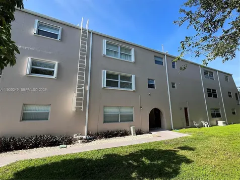 1100 SE 4th Avenue Deerfield Beach FL 33441
