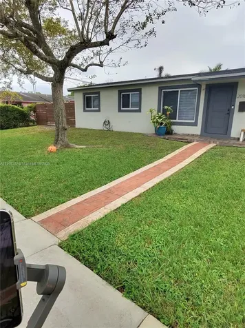 20180 NW 14th Court Miami Gardens FL 33169
