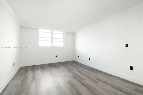 1075 NE Miami Gardens Drive Miami FL 33179