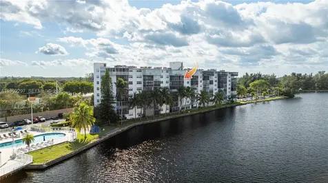 1075 NE Miami Gardens Drive Miami FL 33179
