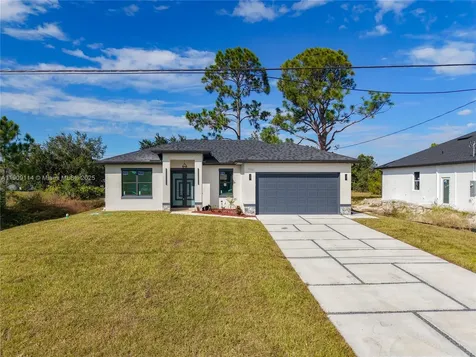 3814 9th Street SW Lehigh Acres FL 33976