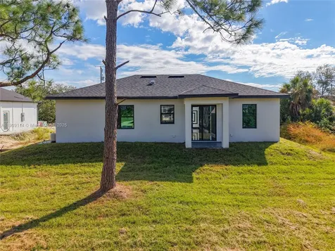 3814 9th Street SW Lehigh Acres FL 33976