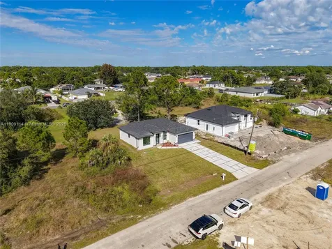 3814 9th Street SW Lehigh Acres FL 33976