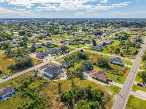 3814 9th Street SW Lehigh Acres FL 33976