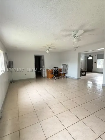17902 NW 81st Court Hialeah FL 33015