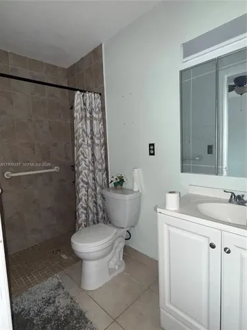 17902 NW 81st Court Hialeah FL 33015