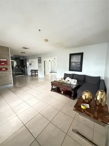17902 NW 81st Court Hialeah FL 33015