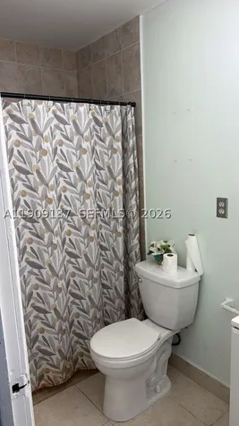 17902 NW 81st Court Hialeah FL 33015