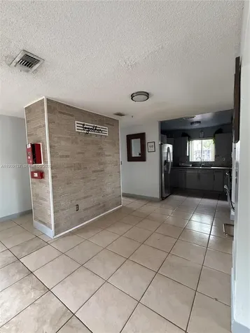 17902 NW 81st Court Hialeah FL 33015
