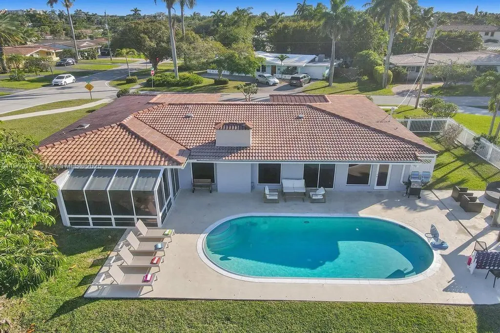 1109 SE 12th Street Deerfield Beach FL 33441