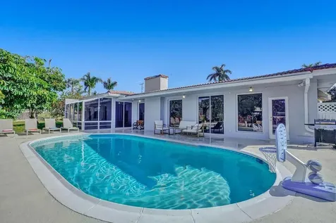 1109 SE 12th Street Deerfield Beach FL 33441