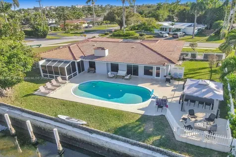 1109 SE 12th Street Deerfield Beach FL 33441