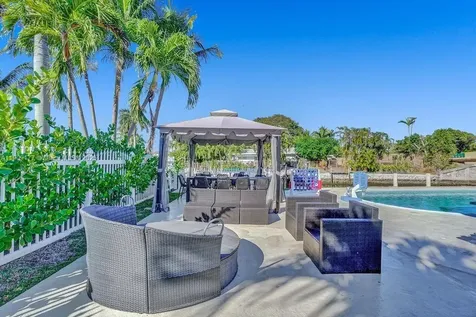 1109 SE 12th Street Deerfield Beach FL 33441