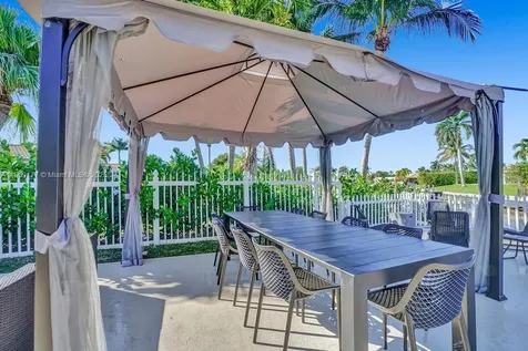 1109 SE 12th Street Deerfield Beach FL 33441