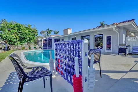 1109 SE 12th Street Deerfield Beach FL 33441