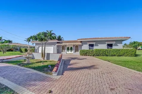 1109 SE 12th Street Deerfield Beach FL 33441