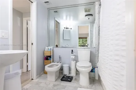 10037 SW 77th Court Miami FL 33156