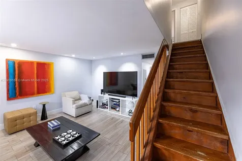 10037 SW 77th Court Miami FL 33156