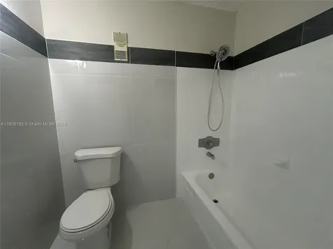 14850 Naranja Lakes Boulevard Homestead FL 33032