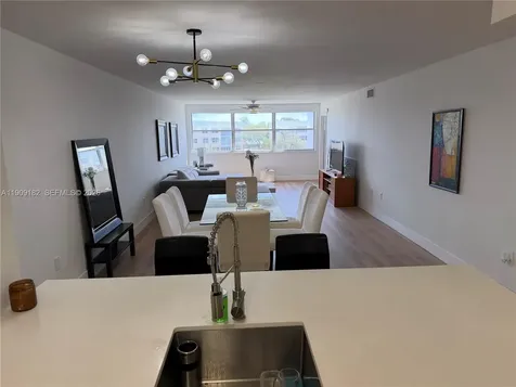 2560 NW 103rd Avenue Sunrise FL 33322