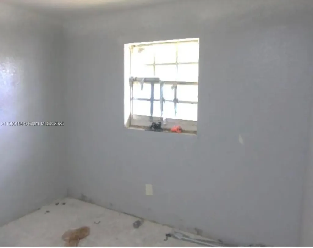 2800 NW 9th Place Fort Lauderdale FL 33311