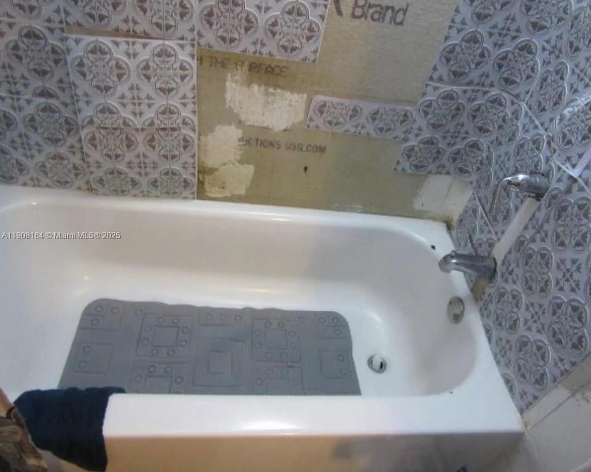 2800 NW 9th Place Fort Lauderdale FL 33311