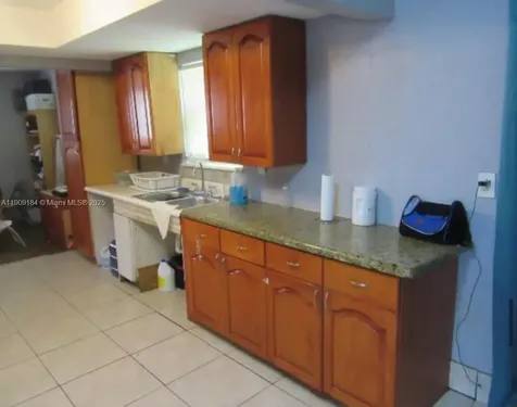 2800 NW 9th Place Fort Lauderdale FL 33311