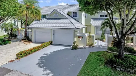 9933 NW 49th Terrace Doral FL 33178