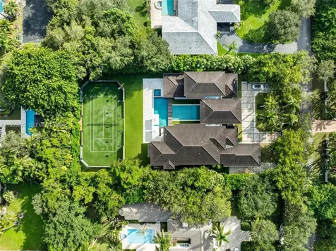 8961 SW 62nd Court Pinecrest FL 33156