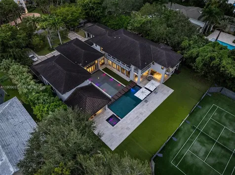 8961 SW 62nd Court Pinecrest FL 33156