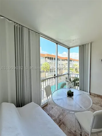 2081 S Ocean Drive Hallandale Beach FL 33009