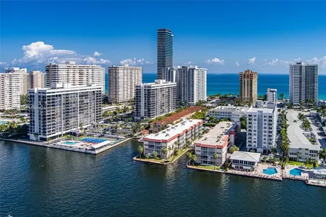 2081 S Ocean Drive Hallandale Beach FL 33009
