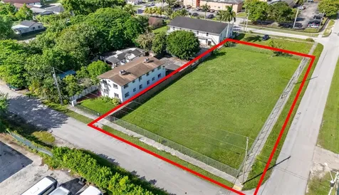 520 SW Krome Terrace Homestead FL 33030