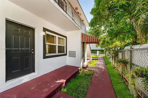 520 SW Krome Terrace Homestead FL 33030