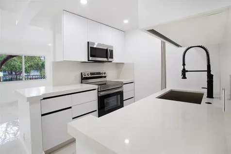 13250 SW 7th Court Pembroke Pines FL 33027