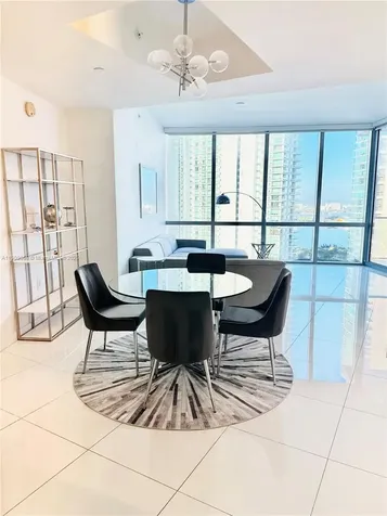 851 NE 1st Avenue Miami FL 33132