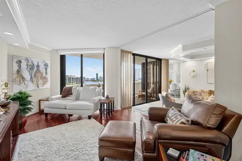 3000 Island Boulevard Aventura FL 33160