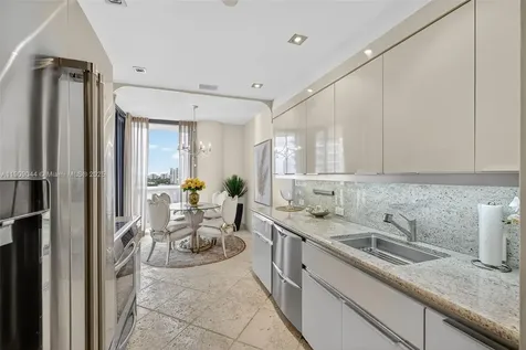 3000 Island Boulevard Aventura FL 33160