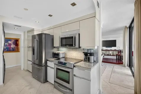 3000 Island Boulevard Aventura FL 33160