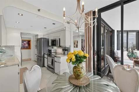 3000 Island Boulevard Aventura FL 33160