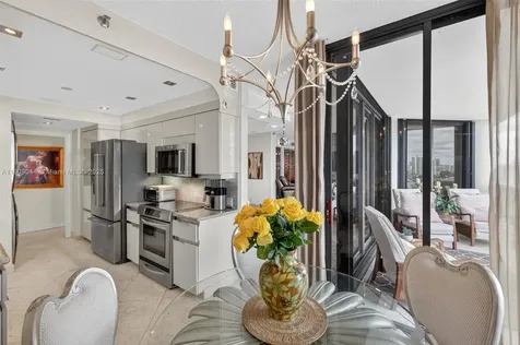 3000 Island Boulevard Aventura FL 33160