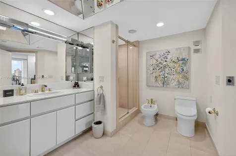 3000 Island Boulevard Aventura FL 33160
