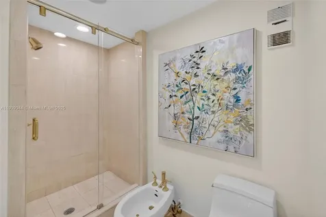 3000 Island Boulevard Aventura FL 33160