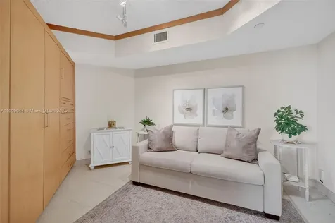 3000 Island Boulevard Aventura FL 33160