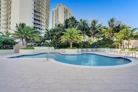3000 Island Boulevard Aventura FL 33160