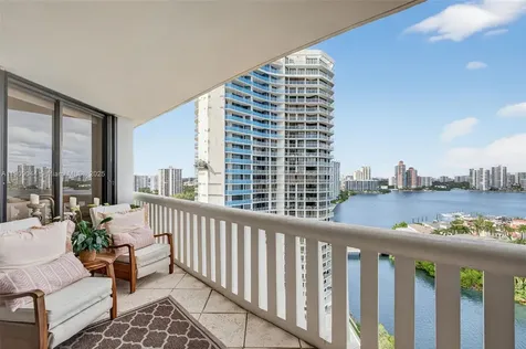 3000 Island Boulevard Aventura FL 33160
