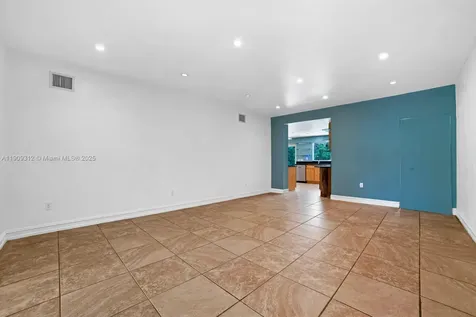 3470 N Meridian Avenue Miami Beach FL 33140