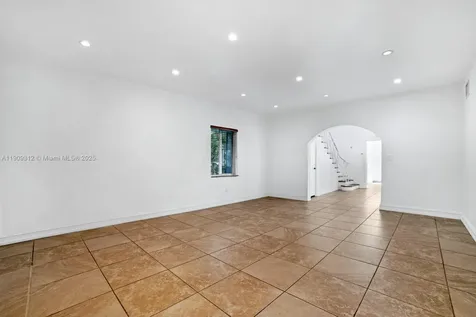 3470 N Meridian Avenue Miami Beach FL 33140