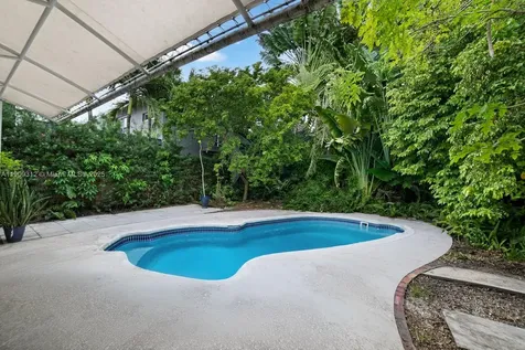 3470 N Meridian Avenue Miami Beach FL 33140