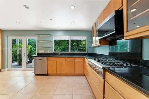3470 N Meridian Avenue Miami Beach FL 33140